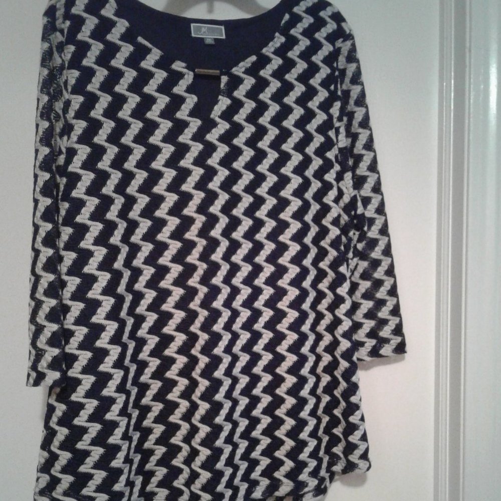JM Collection Navy and Off White Blouse 3/4 Sleeve